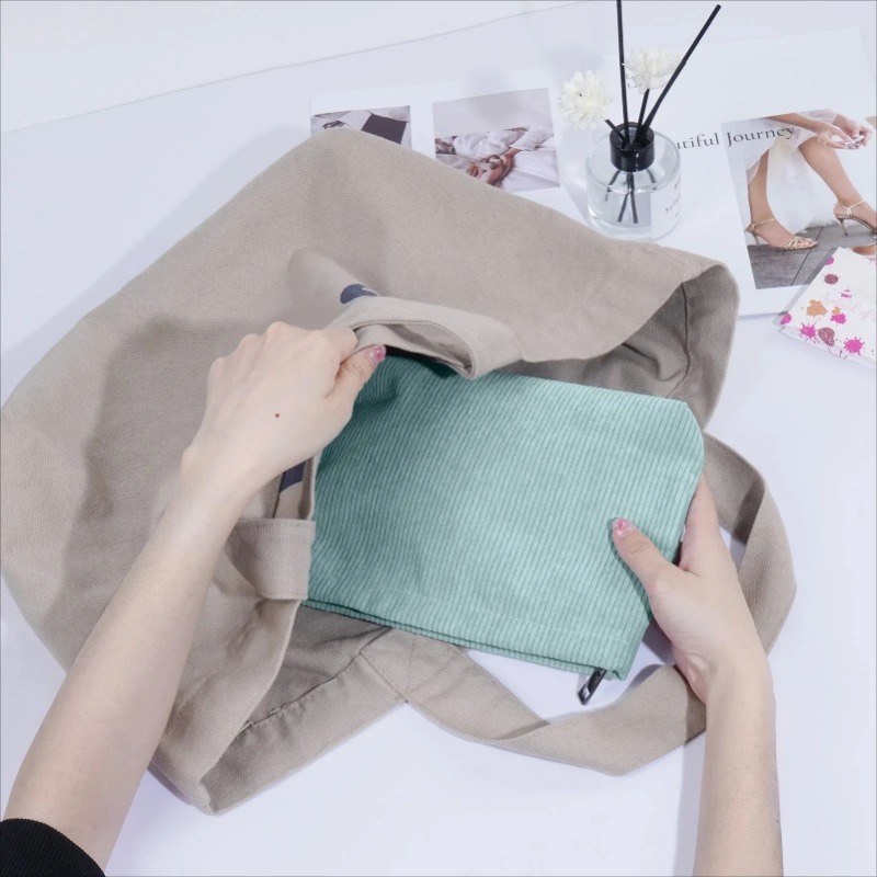 Tas Kosmetik Travel Corduroy T - Beauty Preservation Makeup Bag ulasan dan harga